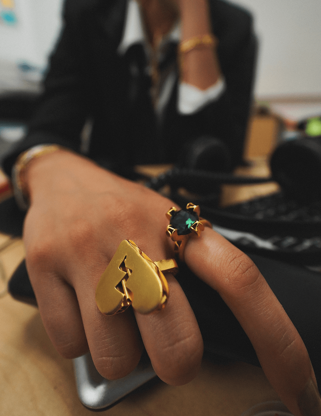 Anillo CARDBOARD BROKEN HEART